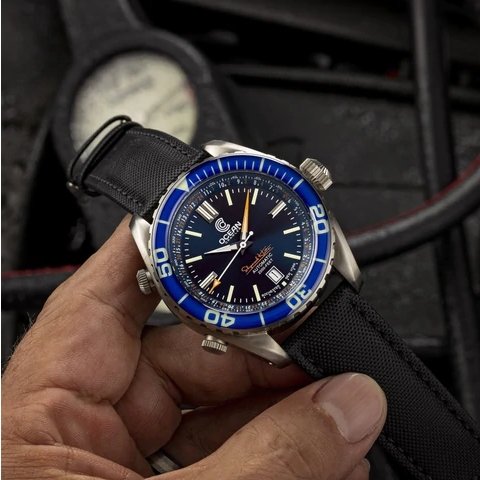 Ocean Crawler Ocean Navigator 45 - Blue Bezel. - Maple City Timepieces