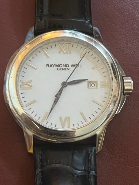 RAYMOND WEIL - a gentleman's Tradition Cuarzo Mapfre 75 Anos wrist watch. Stainless steel case. Pre-Owned - Maple City Timepieces