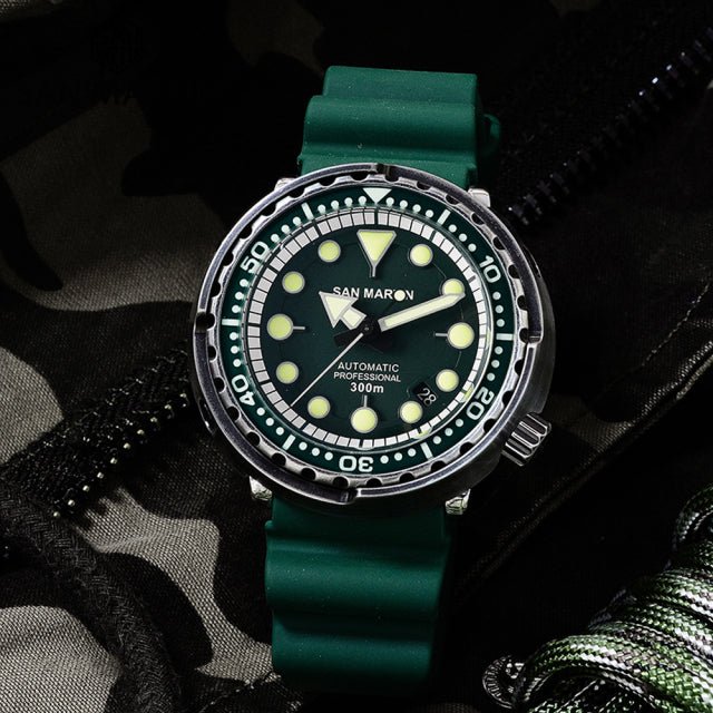 San Martin TUNA NH35 Diver Men Automatic Watch Black Aging Stainless Steel 30Bar Waterproof Fluoro Rubber Sapphire Date Window - Maple City Timepieces
